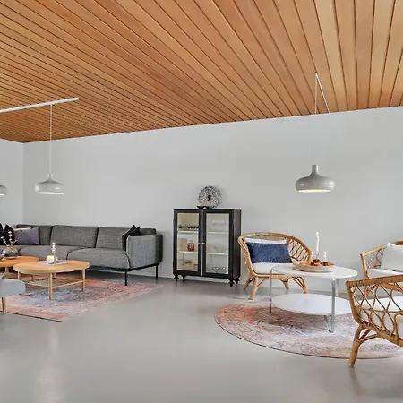 5 Bedroom Awesome In